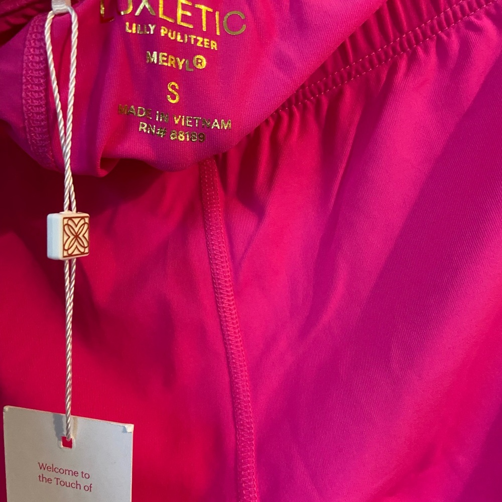 Lilly Pulitzer Vibrant Pink Athletic Shorts NWT - Picture 3 of 3
